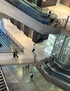 曼谷大学暑期班是什么？