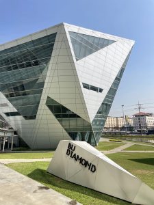 曼谷大学三语本科历届学生反馈情况