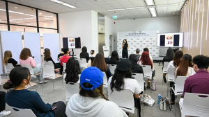 曼谷大学国际学院举办“奢侈品销售客户关系与故事营销”工作坊，行业专家分享高端客户服务实战经验